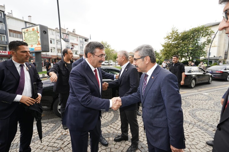 Cumhurbaşkanı Yardımcımız Sayın Cevdet Yılmaz İlçemizi Ziyaret Etti 