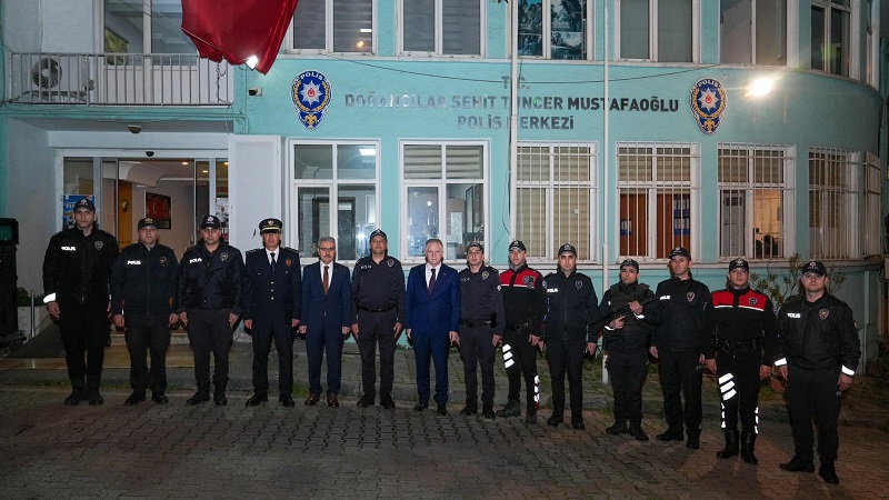Kaymakamımız İstanbul Valimiz İle Birlikte Doğancılar Şehit Tuncer Mustafaoğlu Polis Merkezi’ne Ziyaret Gerçekleştirdi