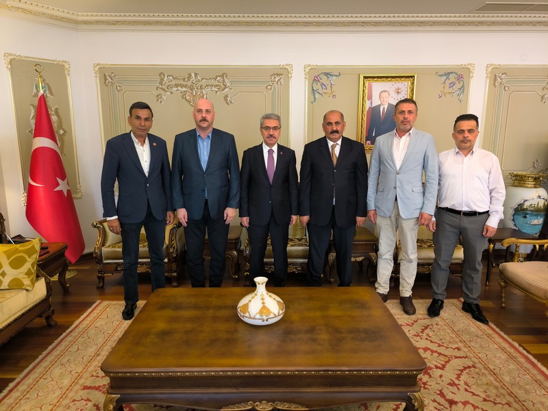 MHP Üsküdar İlçe Başkanı Naim Özcetekin Ve Beraberindeki Heyet Kaymakamımız Adem Yazıcı'yı Ziyaret Etti