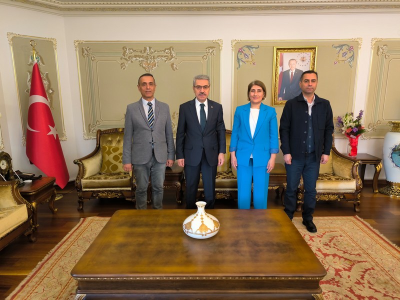 Kaymakamımız, Üsküdar Ahmet Yüksel Özemre BİLSEM Müdürü Ve Müdür Yardımcılarını Kabul Etti