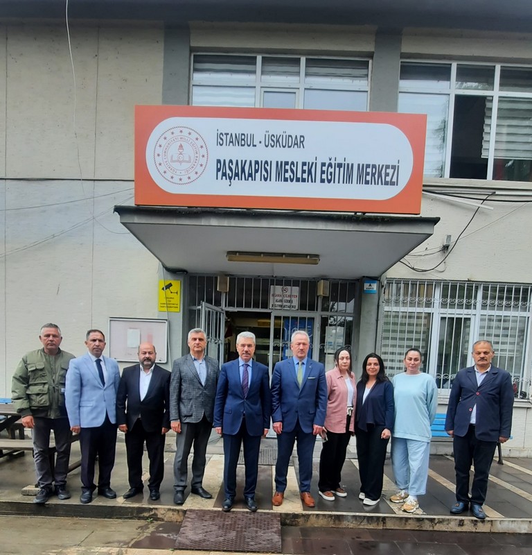 Kaymakamımız, Paşakapısı Mesleki Eğitim Merkezi'ni Ziyaret Ederek Değerli Öğretmenlerimiz Ve Kıymetli Öğrencilerimiz İle Bir Araya Geldi