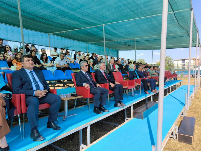 Kaymakamımız Adem Yazıcı, "Medeniyet Üniversitesi Diş Hekimliği Fakültesi Mezuniyet Törenine" Katıldı